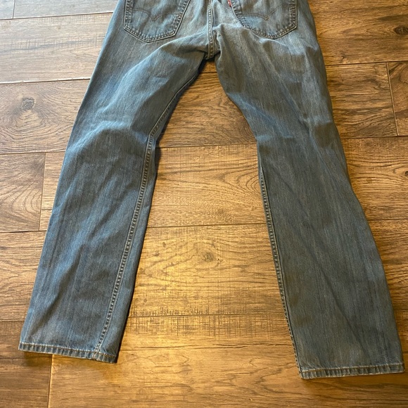 Levi Jeans - Picture 3 of 3